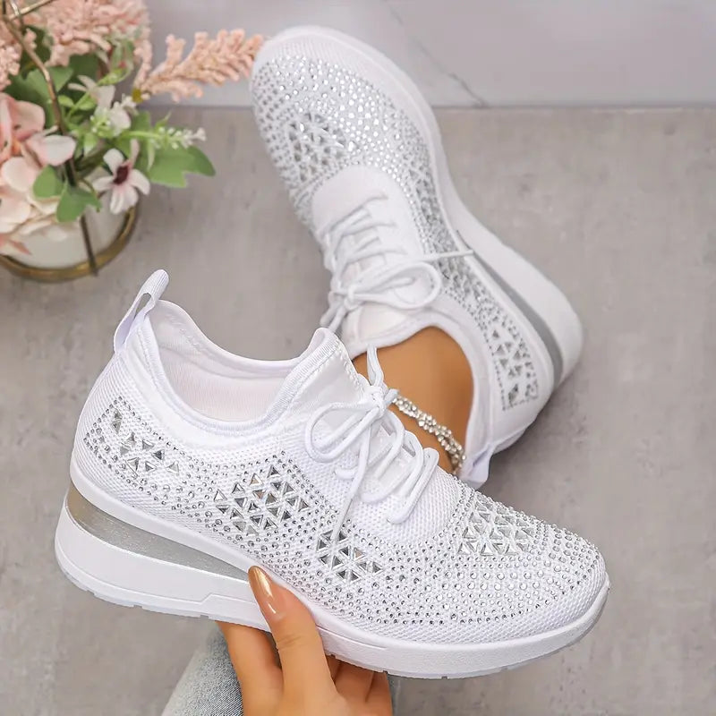 Comfortable Women's Sports Shoes with Optimal Support