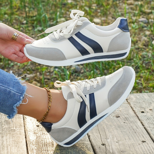 Lina | Comfortable Lace-Up Casual Sneakers
