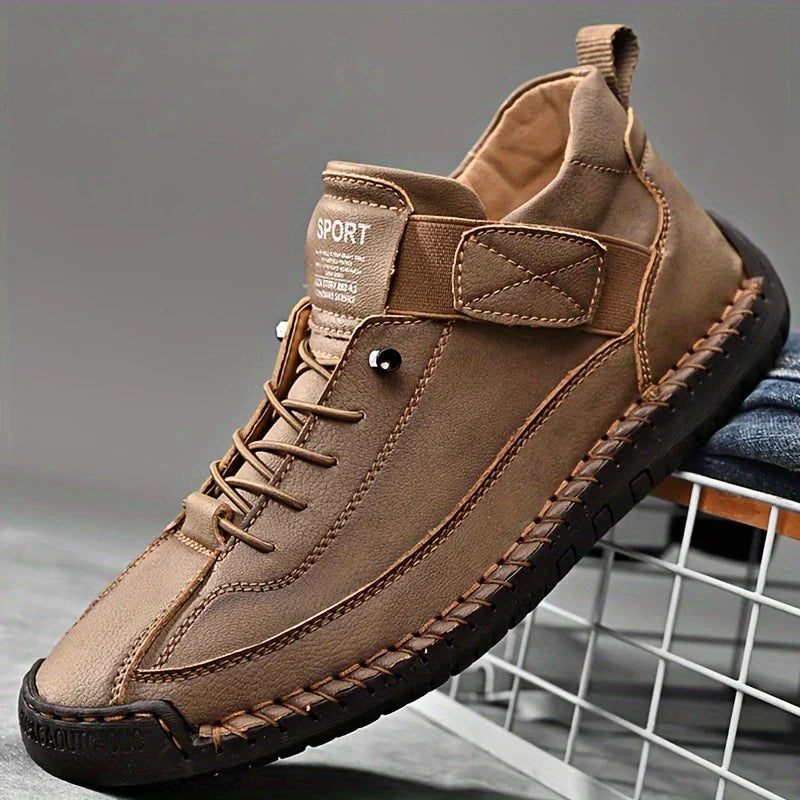 Chloe - Comfortable trainers with ergonomic support