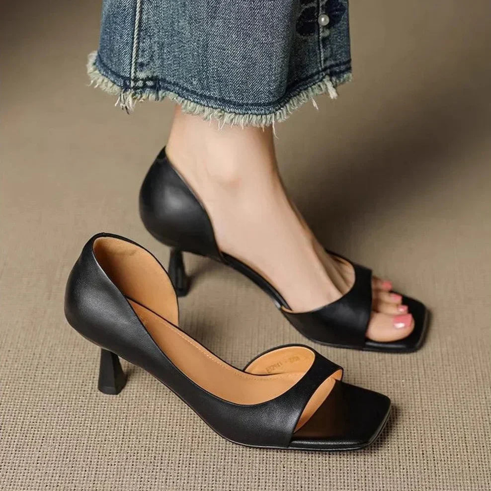 Valenti | Leather Court Shoes