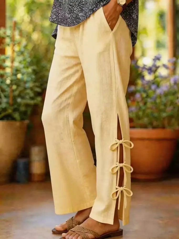 Lyka | Relaxed Wide-Leg Trousers with Side Slits