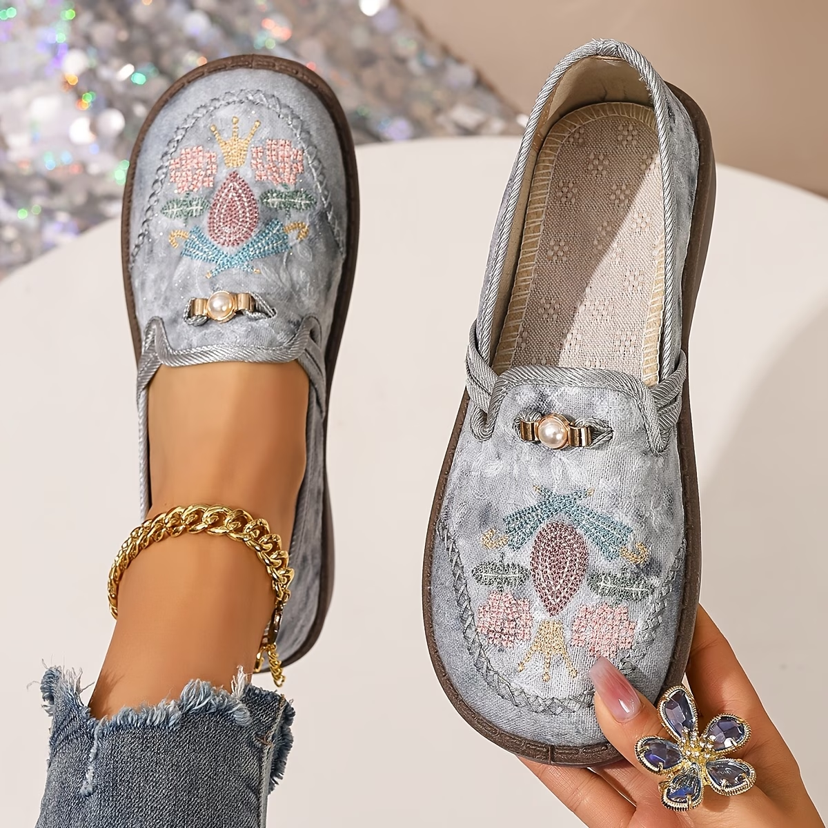 Amara | Comfortable Casual Embroidered Shoes
