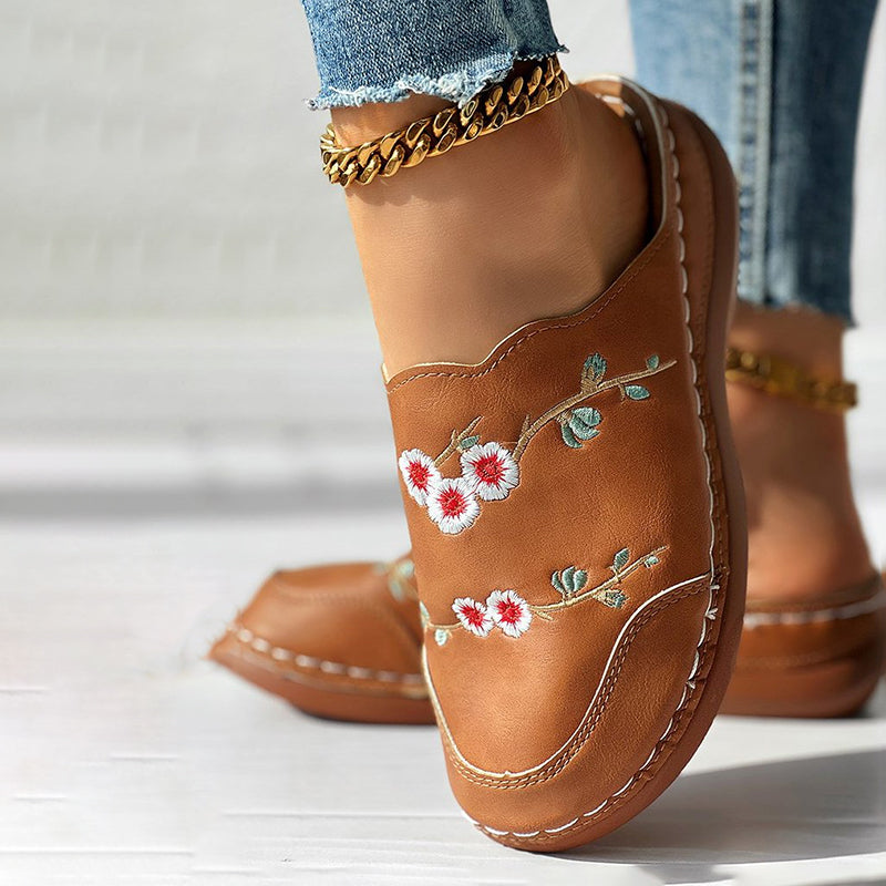 Vintage Floral Embroidered Slippers